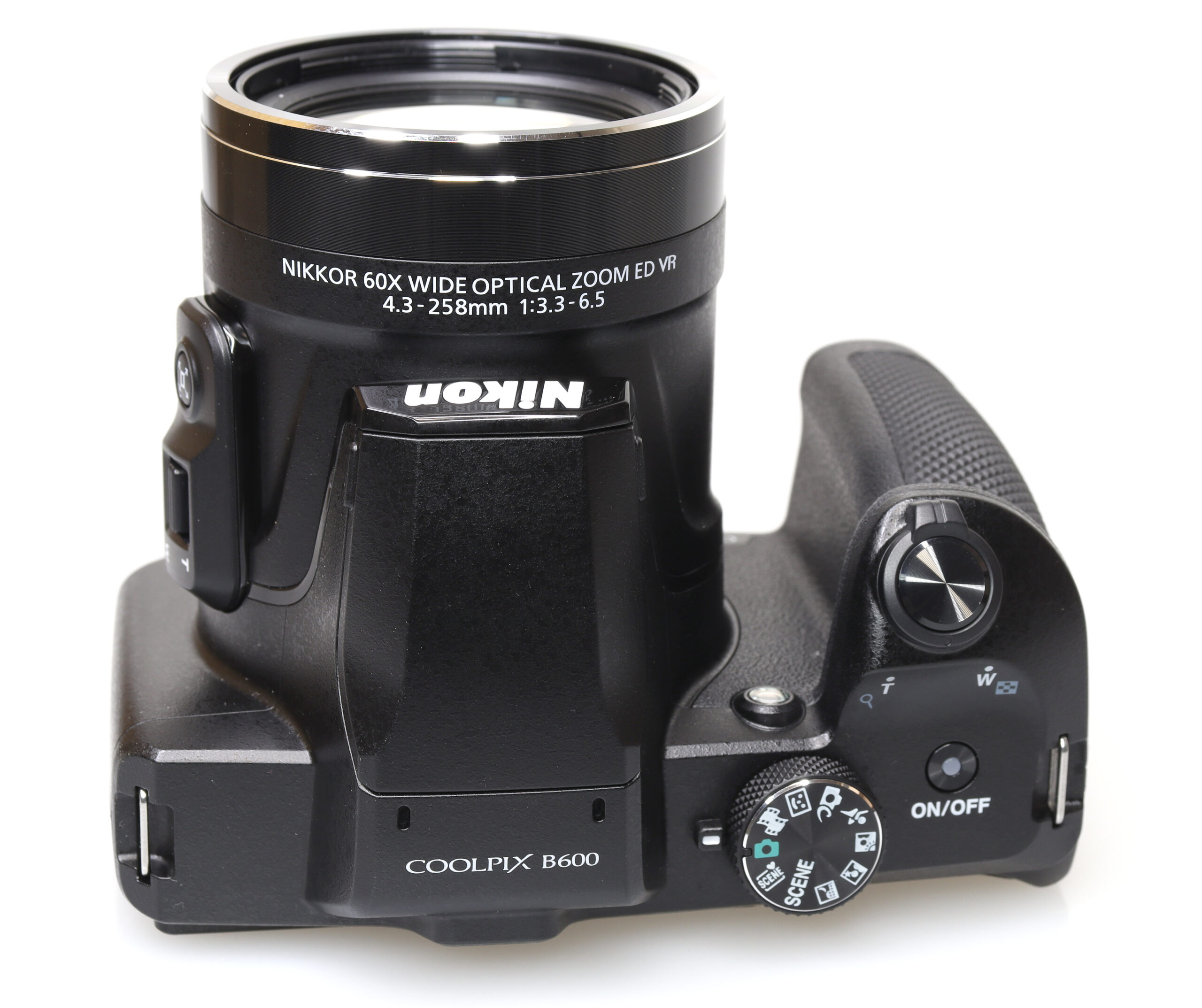 Nikon Coolpix B600 camera