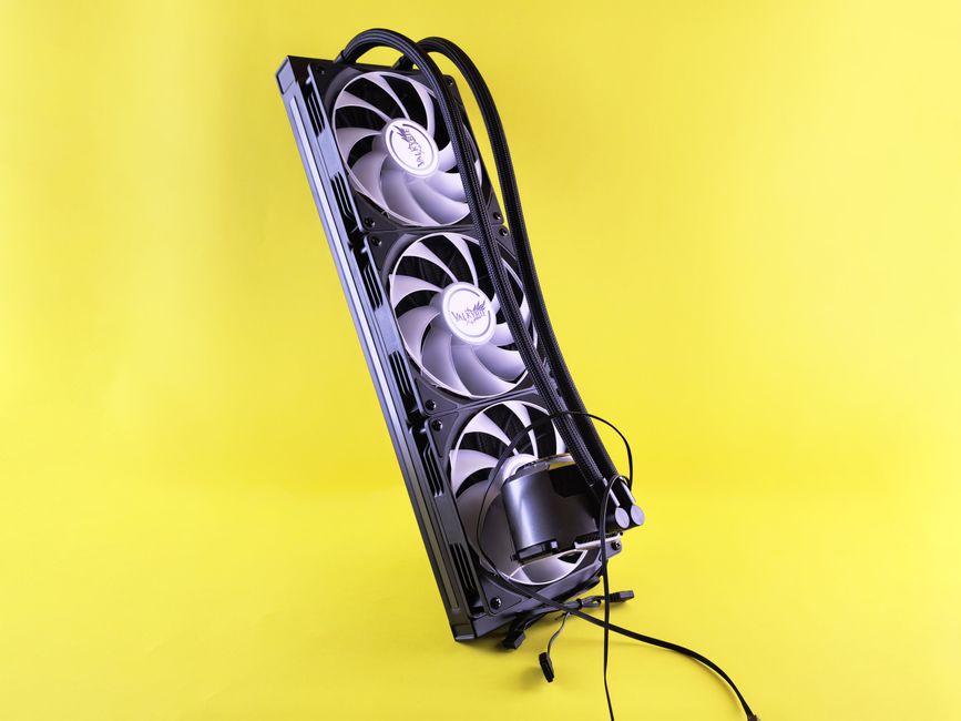Philips series fan black matte