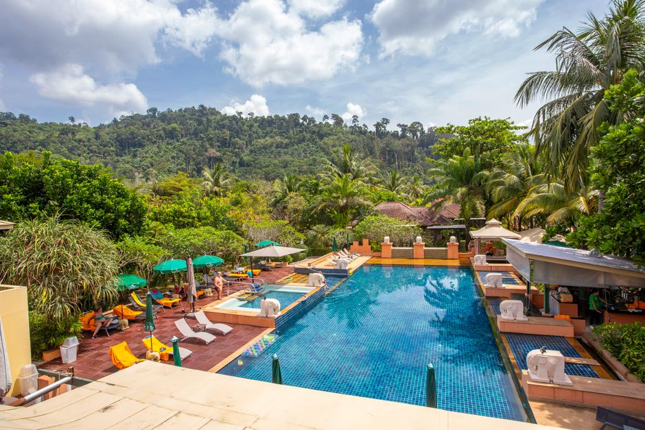 Khao Yai mountain resort pool villa