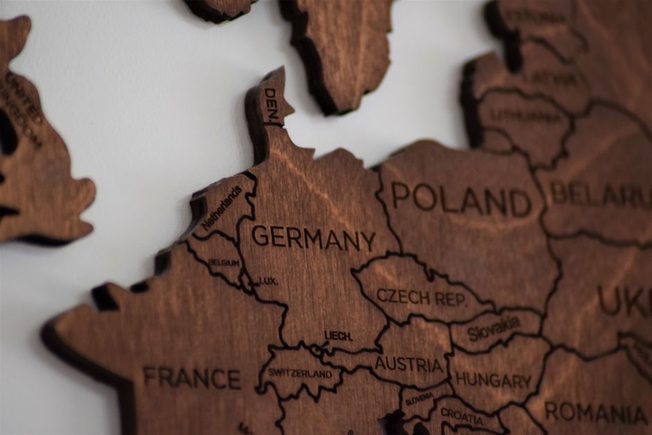 Europe map with UK and Western Europe highlighted
