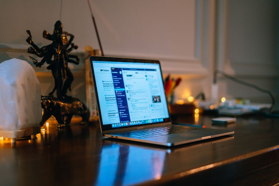 GigSky laptop on desk